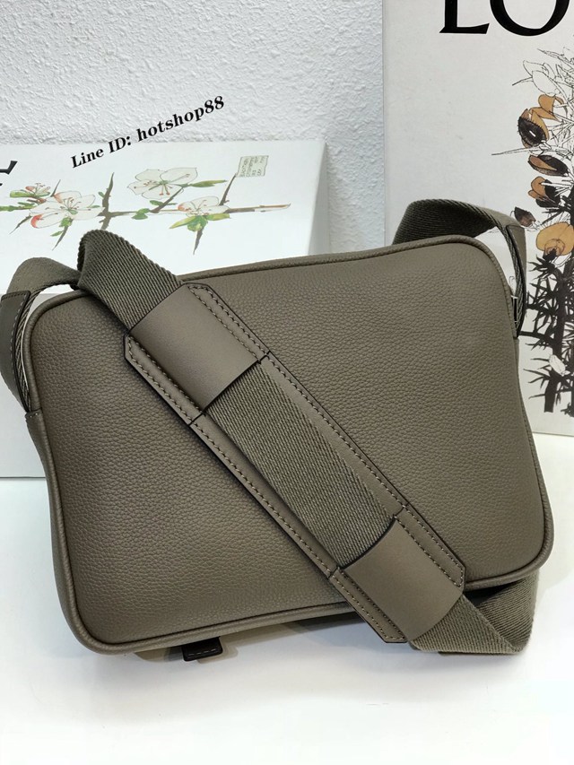 Loewe專櫃經典款信使包男包 羅意威military messenger XS小號郵差包 11357 lyw1177